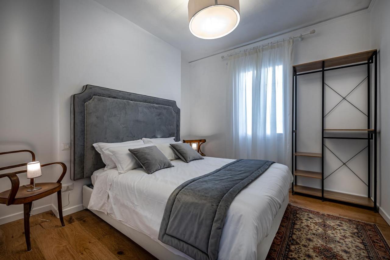 Jcl First Apt In The Hearth Of Firenze Bagian luar foto
